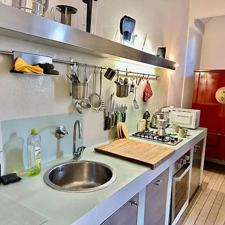 Near Ponte Vecchio: Central Luxury Flat-2